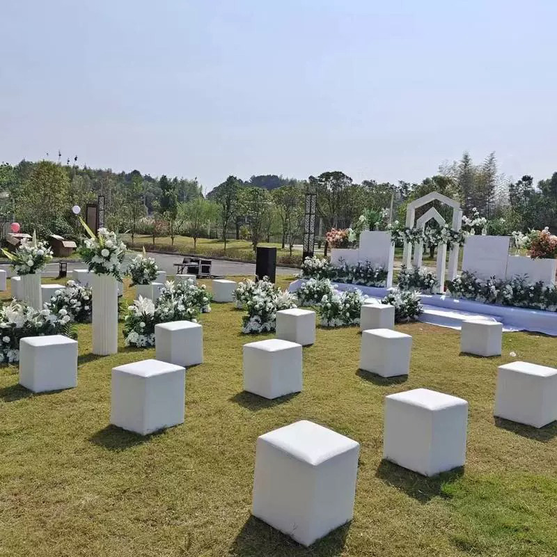Outdoor Furniture Exhibition - 야외 결혼식 행사용 간단한 가죽 스툴
